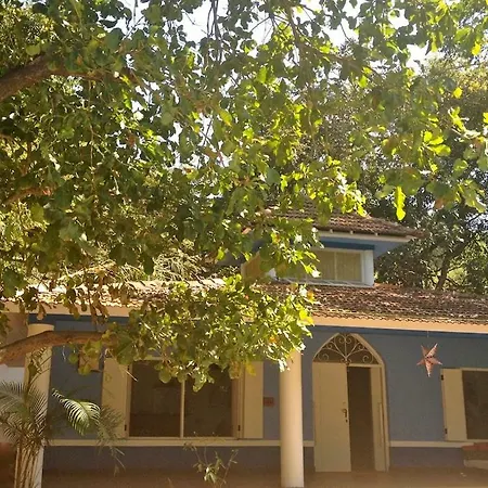 Villa Om